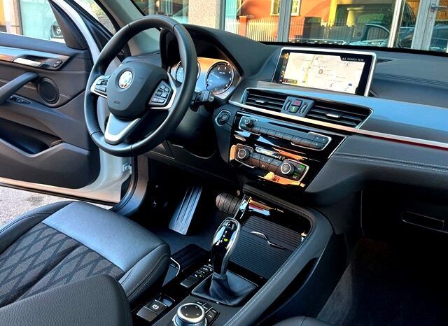 BMW X1 ADVANTAGE SPORT 1.8dA 150CV AUTOMATICO AÑO 2022 lleno