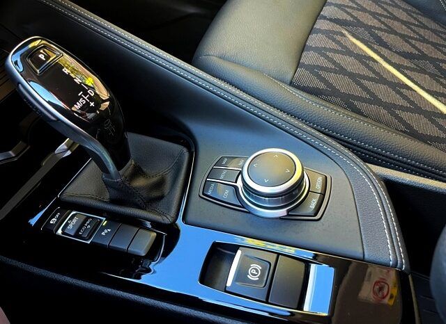 BMW X1 ADVANTAGE SPORT 1.8dA 150CV AUTOMATICO AÑO 2022 lleno