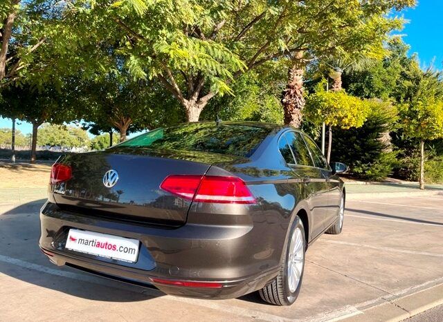 VOLKSWAGEN PASSAT ADVANCE 2.0TDi 150CV AÑO 2018 lleno