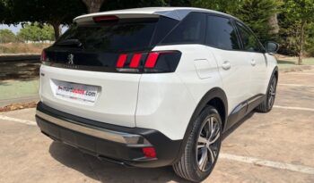PEUGEOT 3008 ALLURE PACK 1.2i 130CV AÑO 2019 lleno