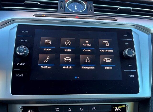 VOLKSWAGEN PASSAT ADVANCE 2.0TDi 150CV AÑO 2018 lleno