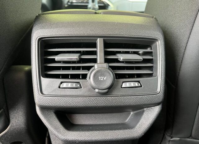 PEUGEOT 3008 ALLURE PACK 1.2i 130CV AÑO 2019 lleno