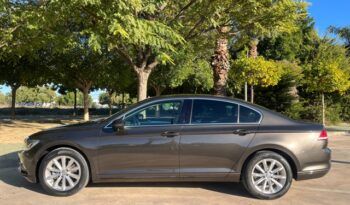 VOLKSWAGEN PASSAT ADVANCE 2.0TDi 150CV AÑO 2018 lleno