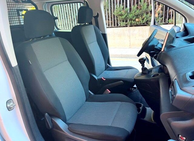 PEUGEOT RIFTER ACTIVE PACK BUSINESS 1.5HDI 100CV MODELO 2024 lleno