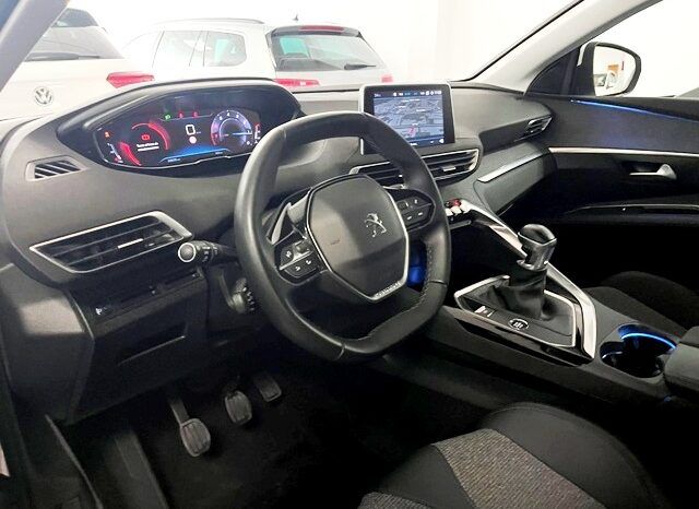PEUGEOT 3008 ALLURE PACK 1.2i 130CV AÑO 2019 lleno
