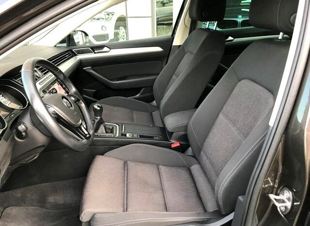 VOLKSWAGEN PASSAT ADVANCE 2.0TDi 150CV AÑO 2018 lleno