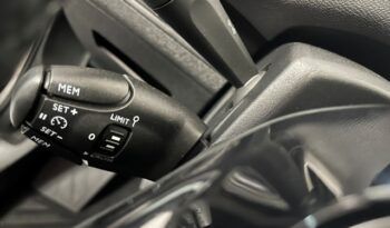 PEUGEOT 3008 ALLURE PACK 1.2i 130CV AÑO 2019 lleno