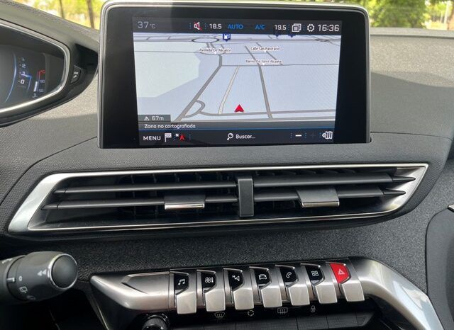 PEUGEOT 3008 ALLURE PACK 1.2i 130CV AÑO 2019 lleno