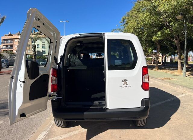 PEUGEOT RIFTER ACTIVE PACK BUSINESS 1.5HDI 100CV MODELO 2024 lleno