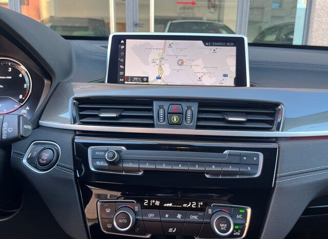 BMW X1 ADVANTAGE SPORT 1.8dA 150CV AUTOMATICO AÑO 2022 lleno