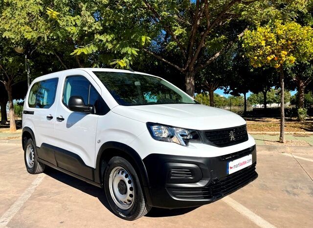 PEUGEOT RIFTER ACTIVE PACK BUSINESS 1.5HDI 100CV MODELO 2024 lleno