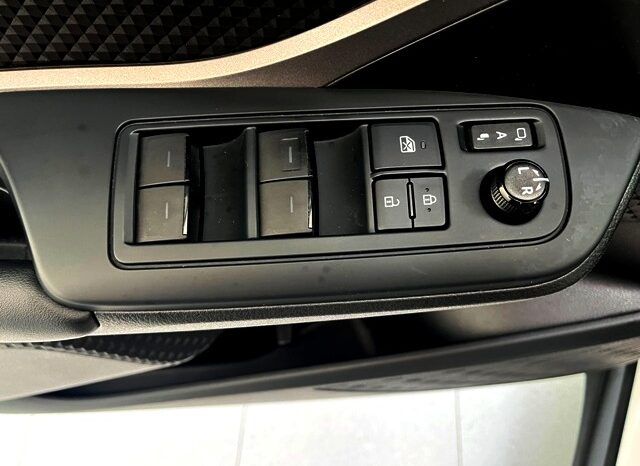 TOYOTA CHR ACTIVE 125H HYBRID AÑO 2021 lleno