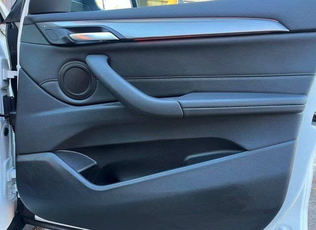 BMW X1 ADVANTAGE SPORT 1.8dA 150CV AUTOMATICO AÑO 2022 lleno