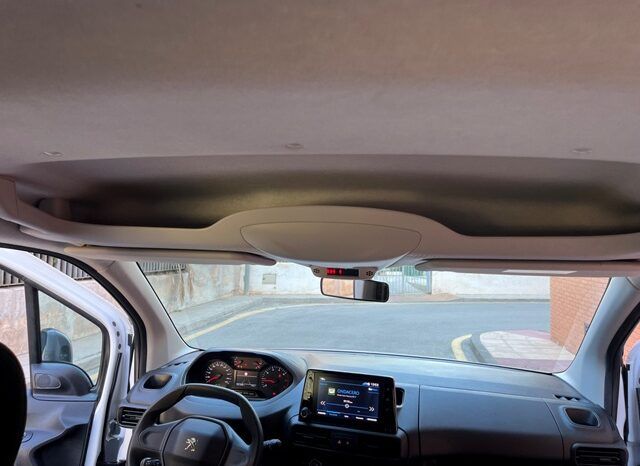 PEUGEOT RIFTER ACTIVE PACK BUSINESS 1.5HDI 100CV MODELO 2024 lleno