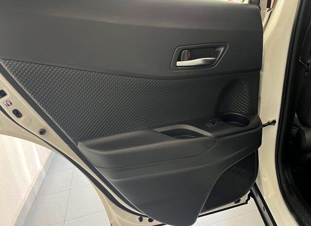 TOYOTA CHR ACTIVE 125H HYBRID AÑO 2021 lleno