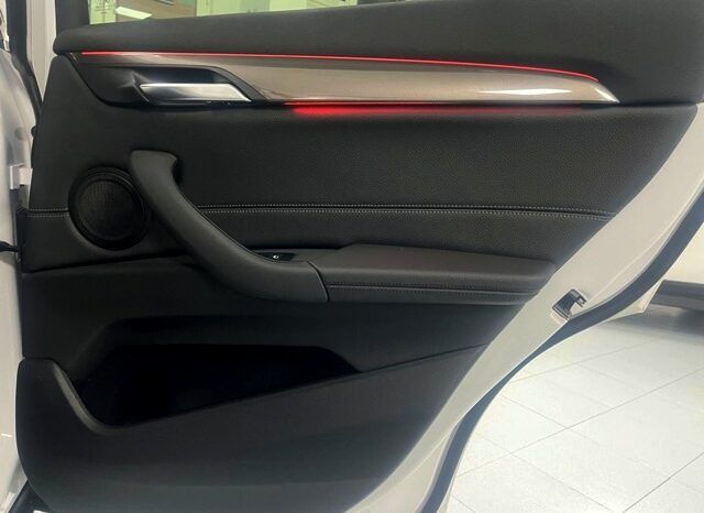 BMW X1 ADVANTAGE SPORT 1.8dA 150CV AUTOMATICO AÑO 2022 lleno