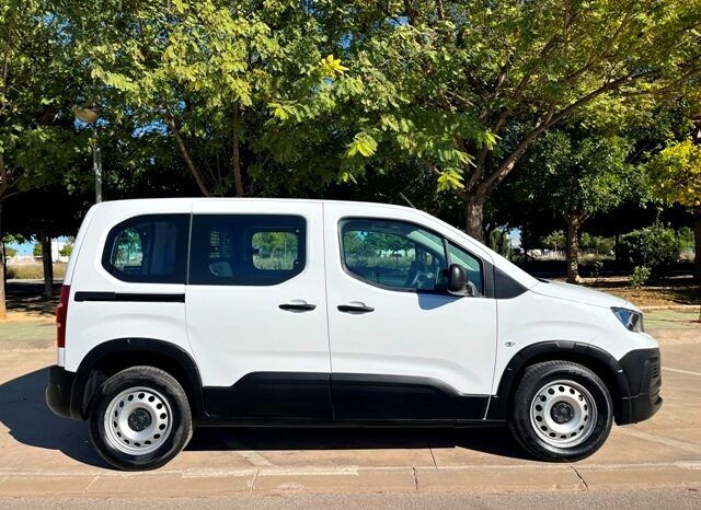 PEUGEOT RIFTER ACTIVE PACK BUSINESS 1.5HDI 100CV MODELO 2024 lleno