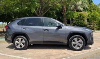 TOYOTA RAV4 ADVANCE 220H HYBRID MODELO 2022 lleno