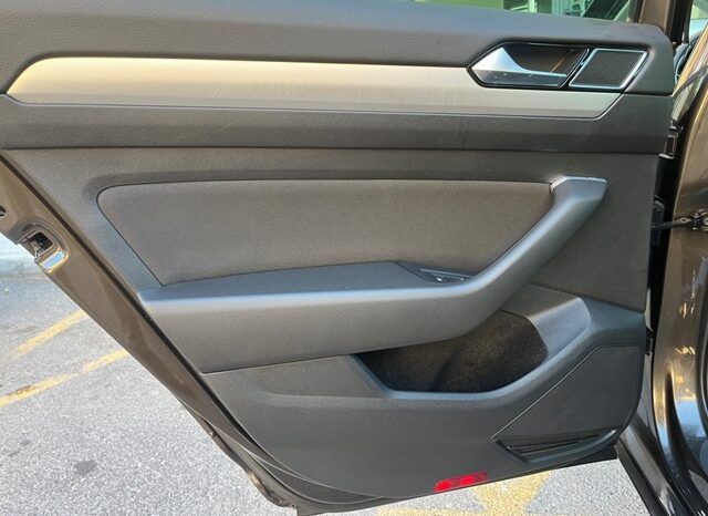 VOLKSWAGEN PASSAT ADVANCE 2.0TDi 150CV AÑO 2018 lleno