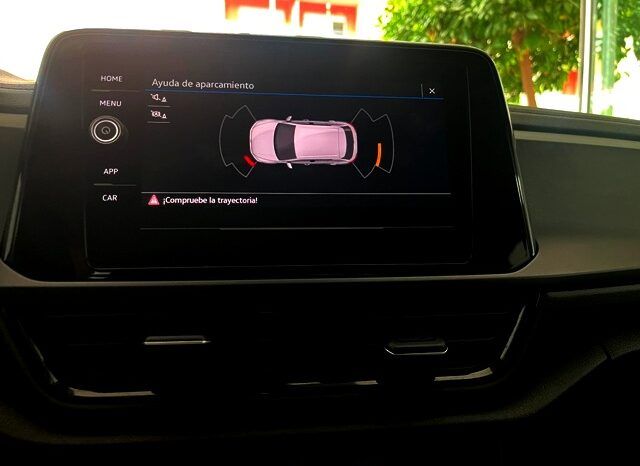 VOLKSWAGEN TROC BUSINESS 1.0TSi 115CV AÑO 2024 lleno