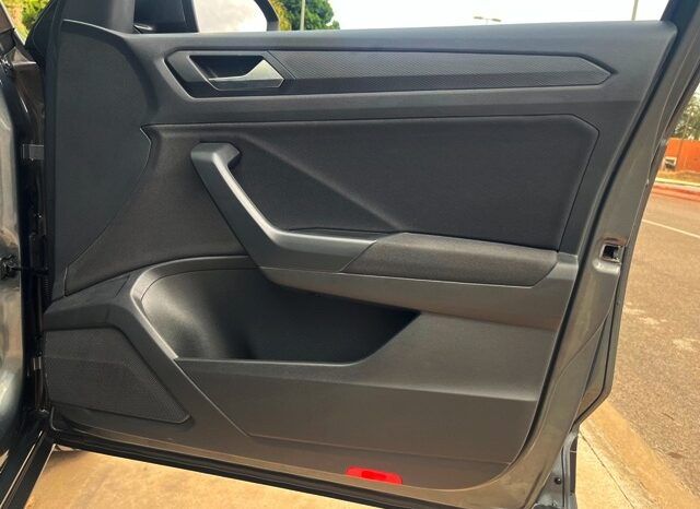 VOLKSWAGEN TROC BUSINESS 1.0TSi 115CV AÑO 2024 lleno