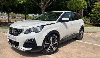 PEUGEOT 3008 ALLURE PACK 1.2i 130CV AÑO 2019 lleno
