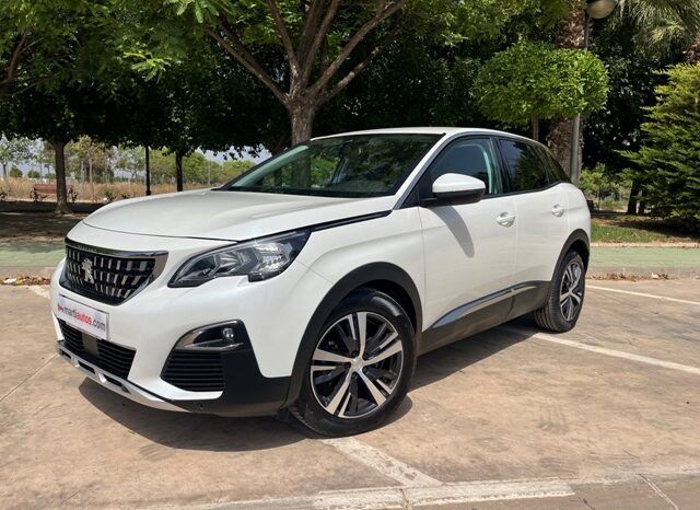 PEUGEOT 3008 ALLURE PACK 1.2i 130CV AÑO 2019 lleno