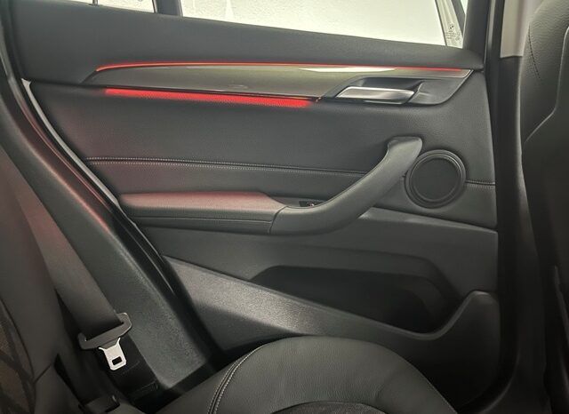 BMW X1 ADVANTAGE SPORT 1.8dA 150CV AUTOMATICO AÑO 2022 lleno