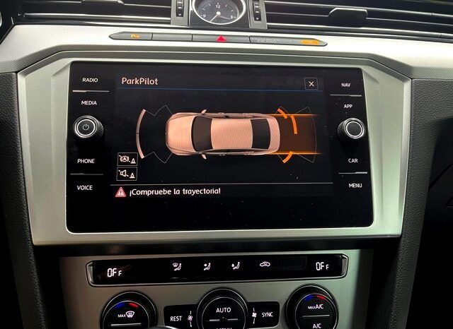 VOLKSWAGEN PASSAT ADVANCE 2.0TDi 150CV AÑO 2018 lleno