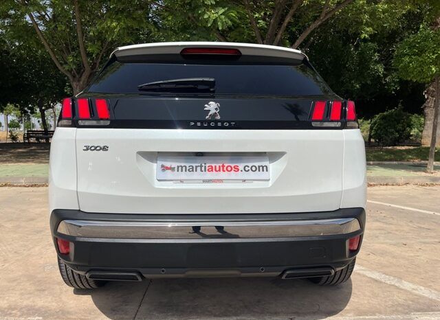 PEUGEOT 3008 ALLURE PACK 1.2i 130CV AÑO 2019 lleno