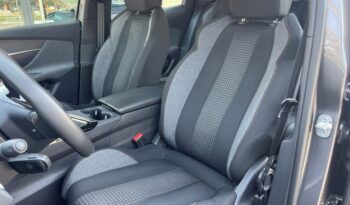 PEUGEOT 3008 ACTIVE PACK 1.5HDI 130CV AÑO 2021 lleno