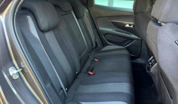PEUGEOT 3008 ACTIVE PACK 1.5HDI 130CV AÑO 2021 lleno