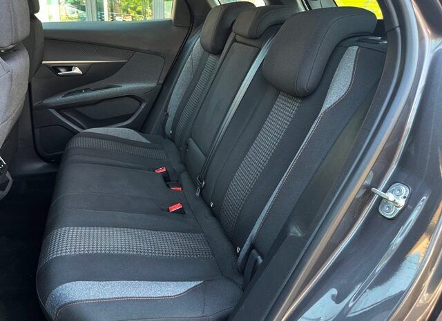 PEUGEOT 3008 ACTIVE PACK 1.5HDI 130CV AÑO 2021 lleno