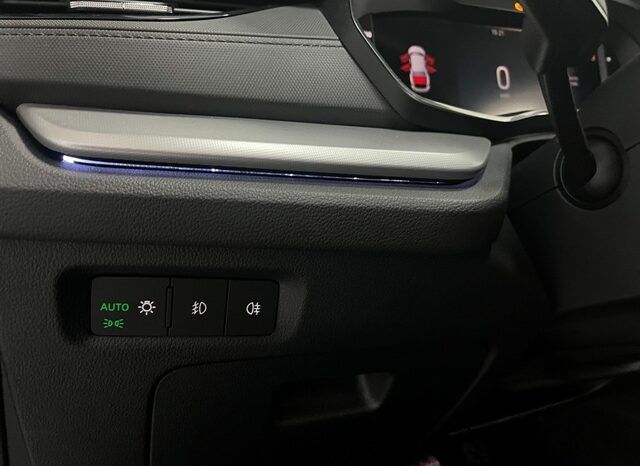 SKODA OCTAVIA AMBITION 2.0TDi 150CV AÑO 10-2022 lleno