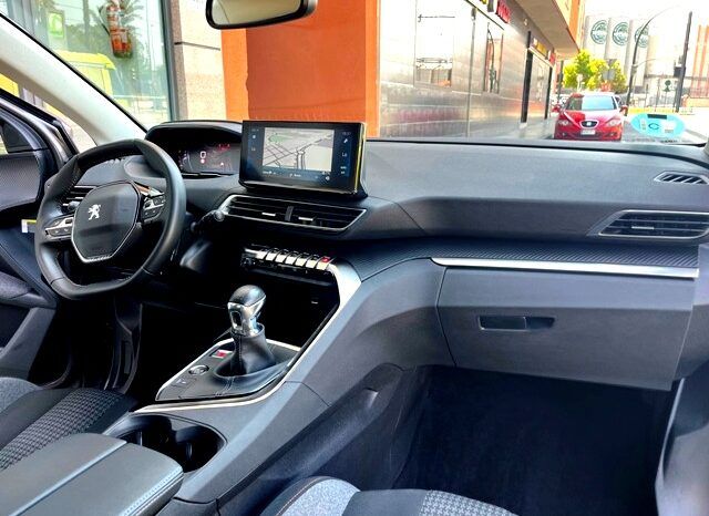 PEUGEOT 3008 ACTIVE PACK 1.5HDI 130CV AÑO 2021 lleno