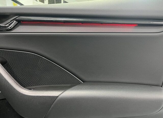 SKODA OCTAVIA AMBITION 2.0TDi 150CV AÑO 10-2022 lleno