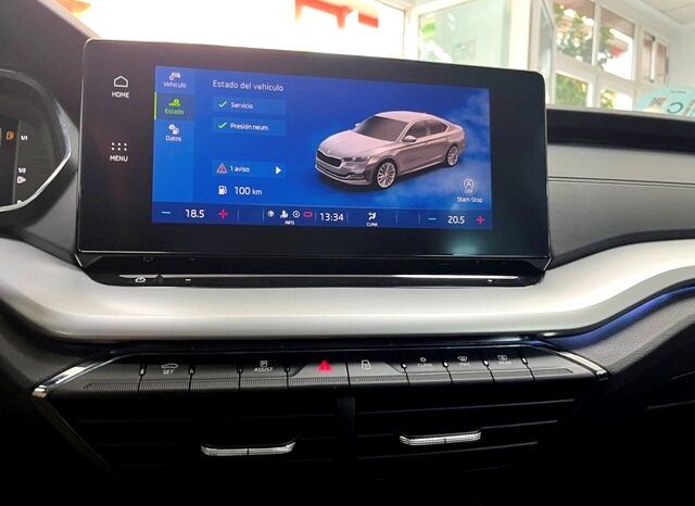 SKODA OCTAVIA AMBITION 2.0TDi 150CV AÑO 10-2022 lleno