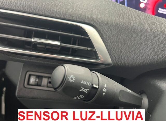 PEUGEOT 3008 ACTIVE PACK 1.5HDI 130CV AÑO 2021 lleno