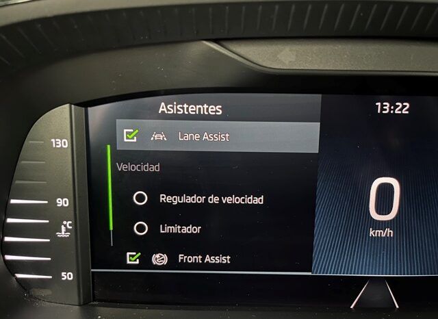 SKODA OCTAVIA AMBITION 2.0TDi 150CV AÑO 10-2022 lleno