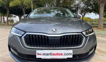 SKODA OCTAVIA AMBITION 2.0TDi 150CV AÑO 10-2022 lleno