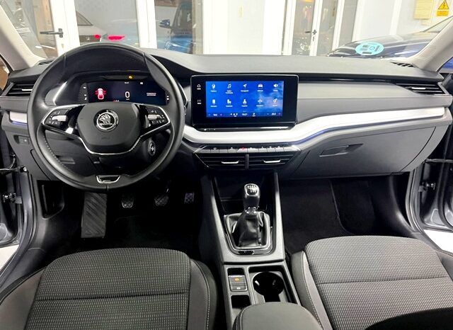 SKODA OCTAVIA AMBITION 2.0TDi 150CV AÑO 10-2022 lleno