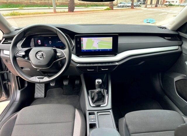 SKODA OCTAVIA AMBITION 2.0TDi 150CV AÑO 10-2022 lleno