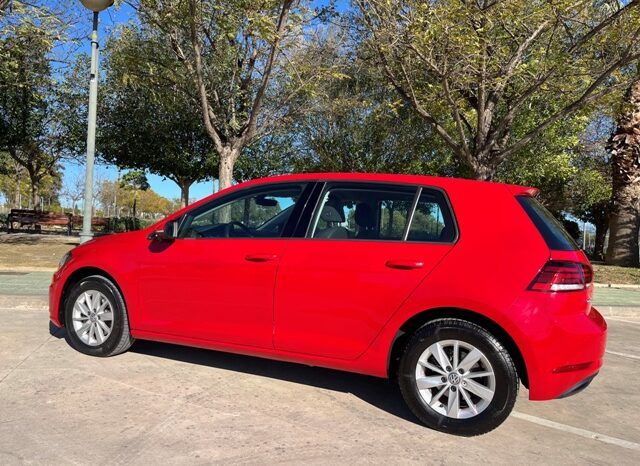 VOLKSWAGEN GOLF READY2GO 1.6TDi 115CV AÑO 2019 lleno