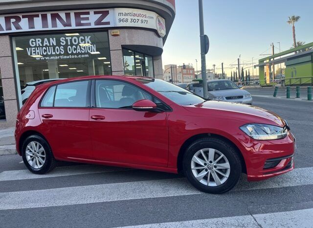 VOLKSWAGEN GOLF READY2GO 1.6TDi 115CV AÑO 2019 lleno
