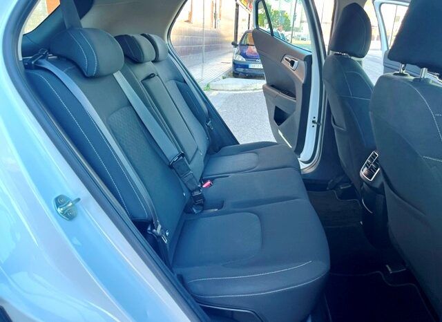 KIA SPORTAGE 1.6CRDi 136CV HYBRID AÑO 2022 lleno