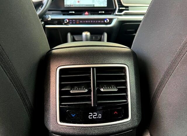 KIA SPORTAGE 1.6CRDi 136CV HYBRID AÑO 2022 lleno