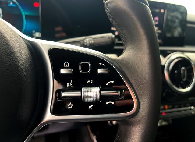 MERCEDES A180 AUTOMATICO AÑO 2021 lleno