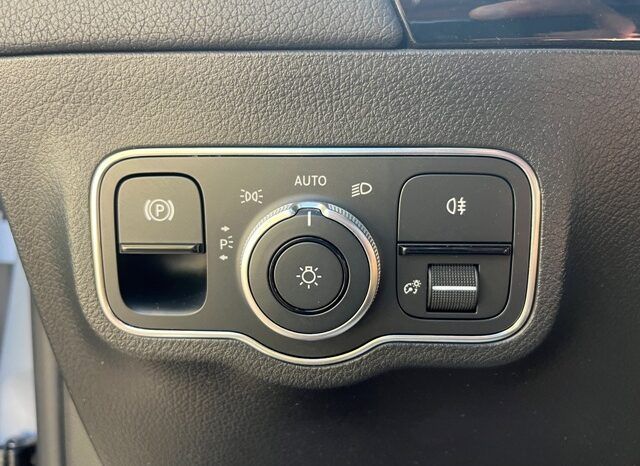 MERCEDES-BENZ B180 CDi 2.0 115CV AUTOMATICO AÑO 2021 lleno