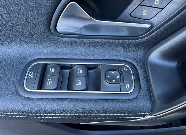 MERCEDES A180 AUTOMATICO AÑO 2021 lleno