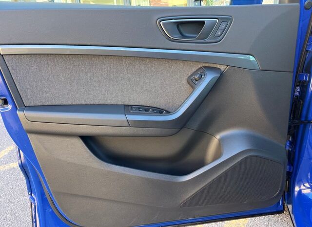 SEAT ATECA STYLE PLUS 2.0TDi 150CV MOEDLO 2021 lleno